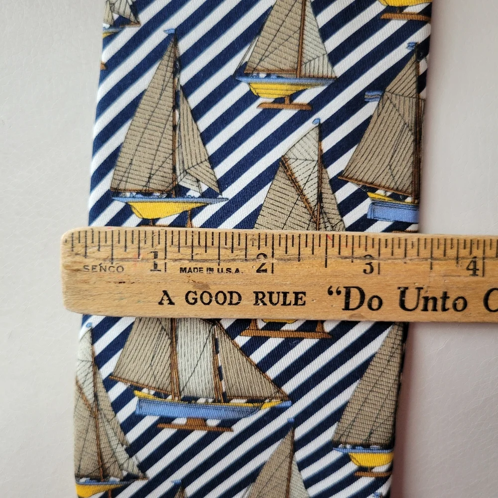 Lands' End Silk Necktie Hand Sewn Nautical Sailboats Coastal Preppy ~ GUC ~ 80s
